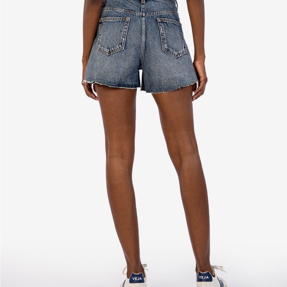 KUT Taylor high rise short - Picture 3 of 4